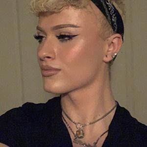 Meet your Posher, Calvin